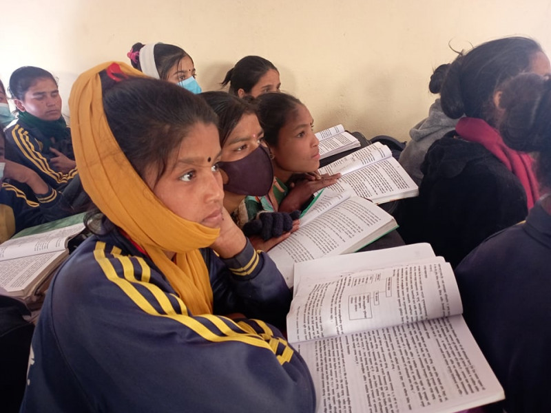 कति छन् देशभर विद्यार्थी ?